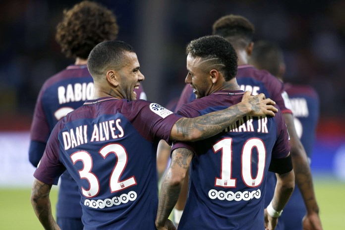 DECLA : La révélation de Dani Alves sur l’arrivé de Neymar au PSG !