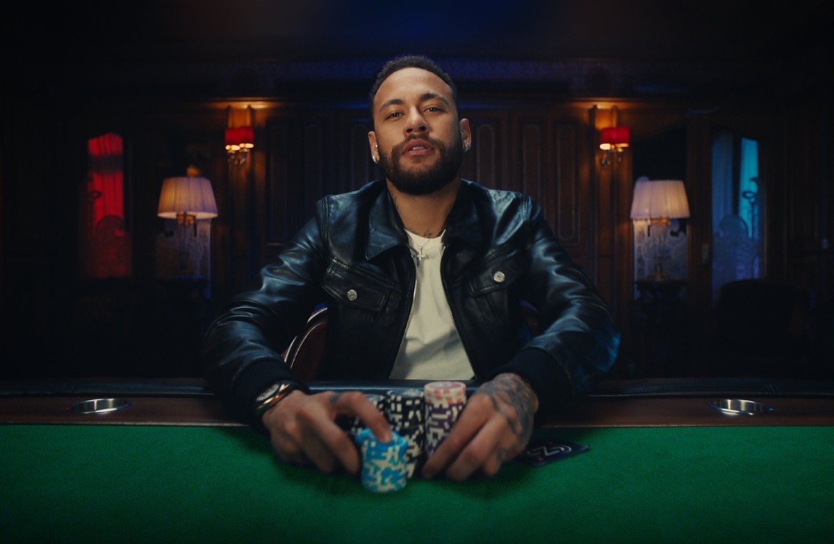 Dans la vie de Neymar, le poker après le football