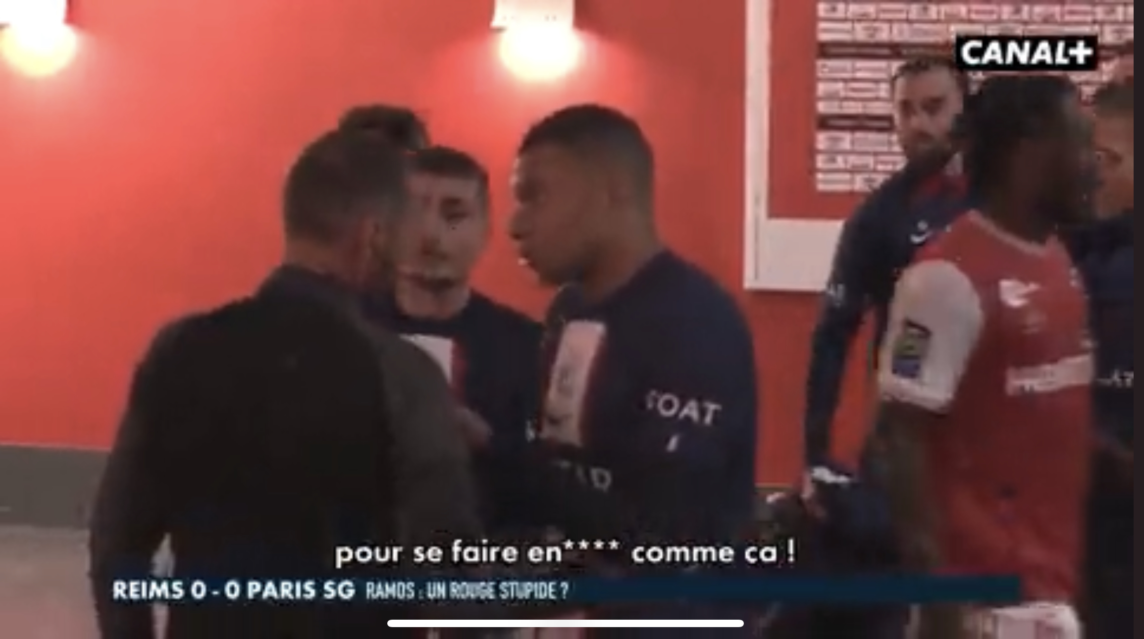 VIDEO : La grosse colere de Verratti contre l’arbitre dans le tunnel des vestiaire