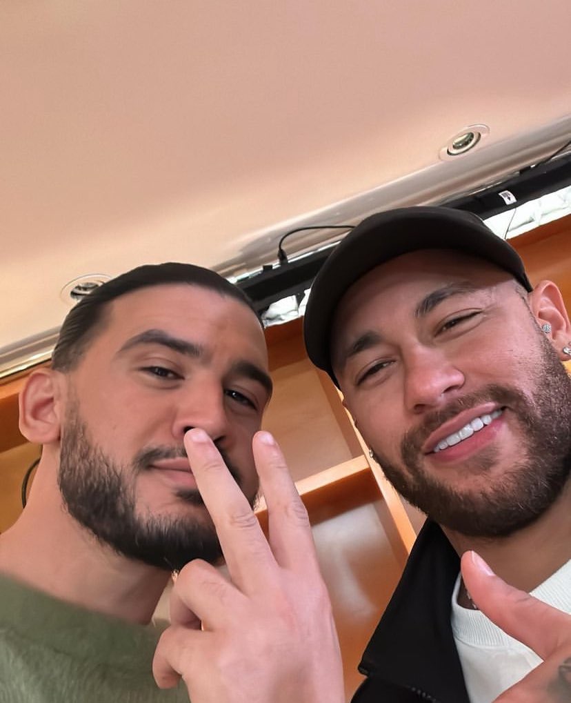 Le Youtubeur AmineMaTue fait une GROSSE révélation sur Neymar !