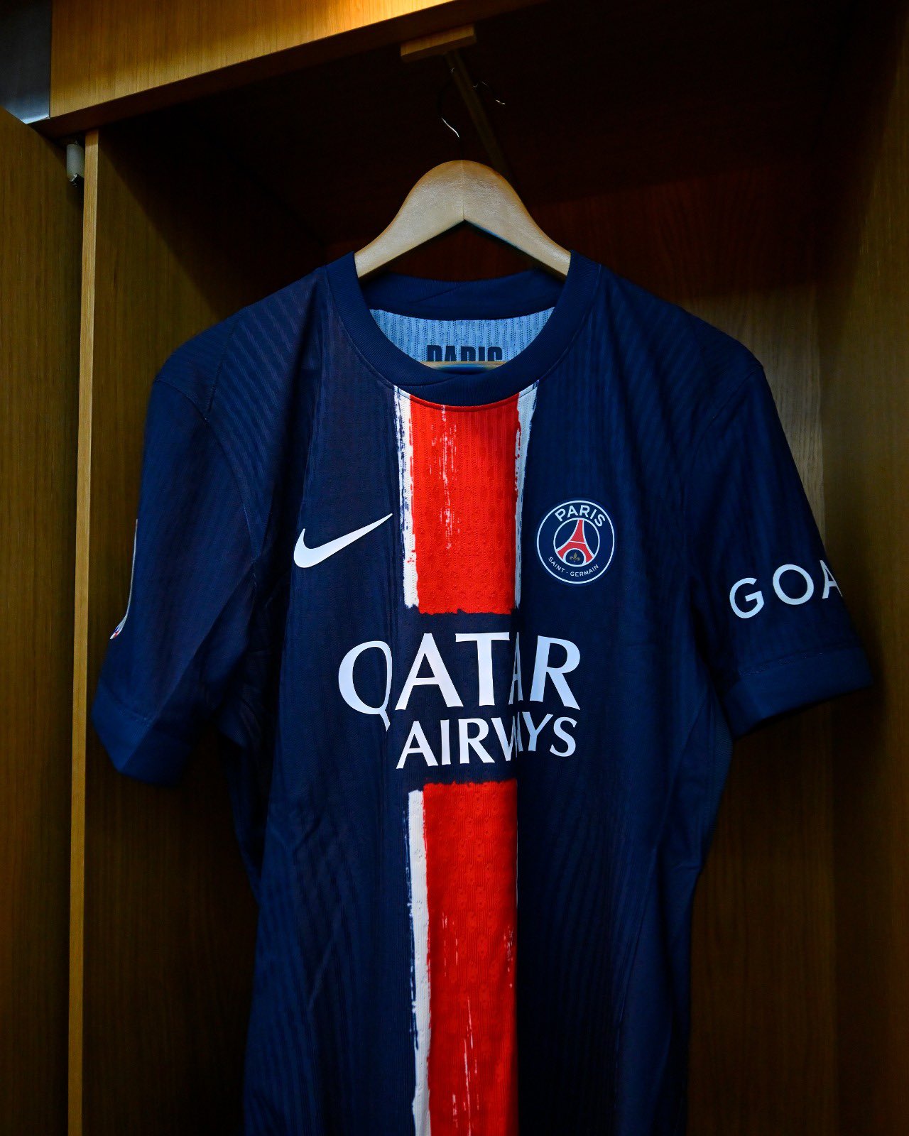 Le PSG va jouer avec son nouveau maillot !