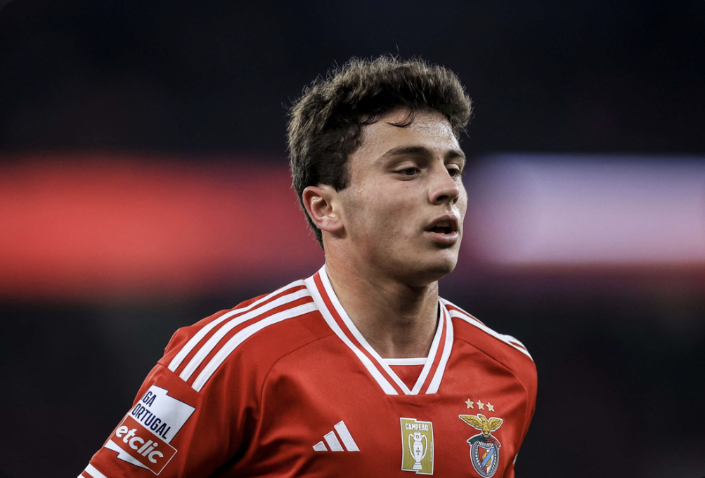 João Neves est attendu à Paris ! 