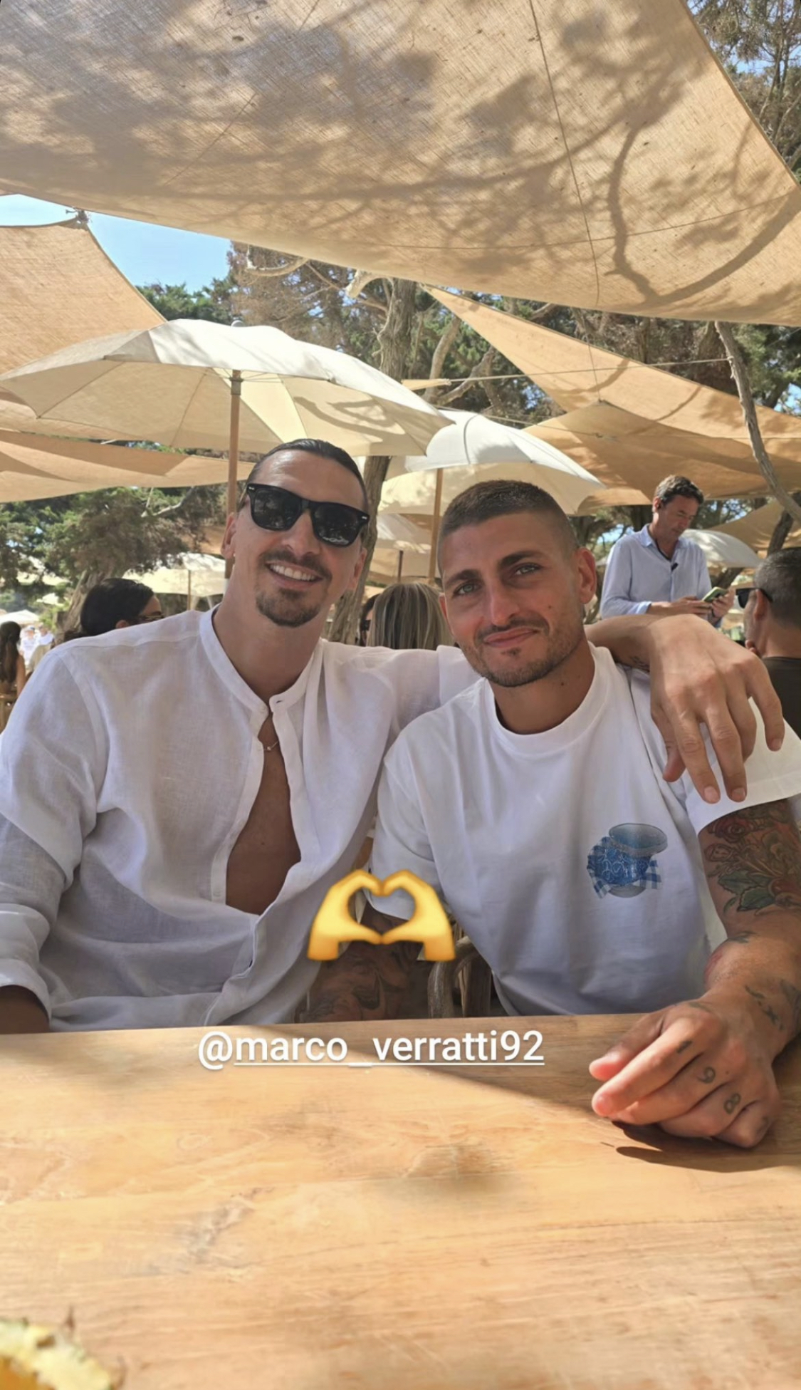Ibrahimovic en vacances avec une légende parisienne !