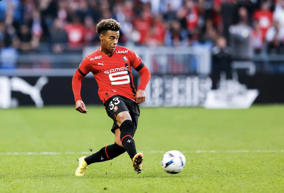 Désiré Doué : Une décision cruciale entre le PSG et le Bayern Munich !