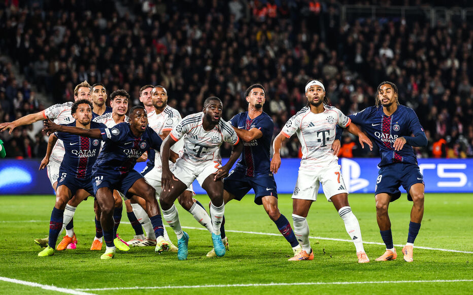 Serge GNABRY, Harry KANE, Jonathan TAH, Dayot UPAMECANO of Bayern Munchen and Willian PACHO, MARQUINHOS, Bradley BARCOLA, Warren ZAIRE-EMERY of PSG during the UEFA Champions League 2025/2026 match between Paris and Bayern Munich at Parc des Princes on November 4, 2025 in Paris, France. (Photo by Johnny Fidelin/Icon Sport)  - Photo by Icon Sport