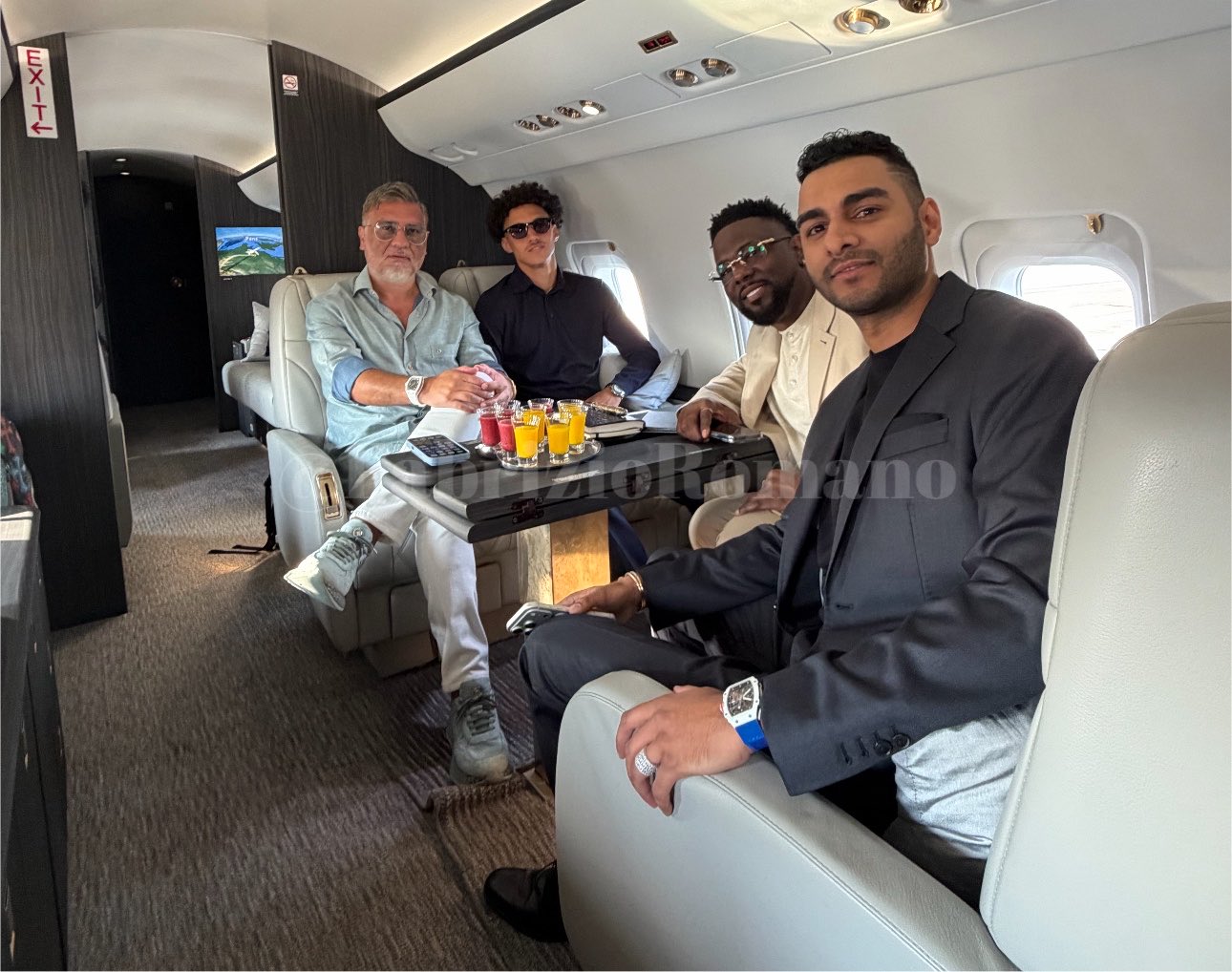 PHOTO : Akliouche arrive à Paris !