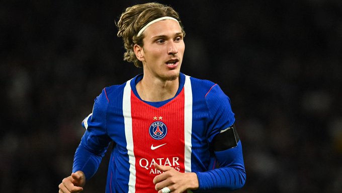 Le cas Mika Godts fait déjà jaser au PSG