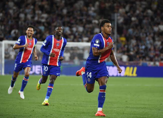 PSG : Désiré Doué vers une prolongation XXL, les détails de l’offre parisienne !
